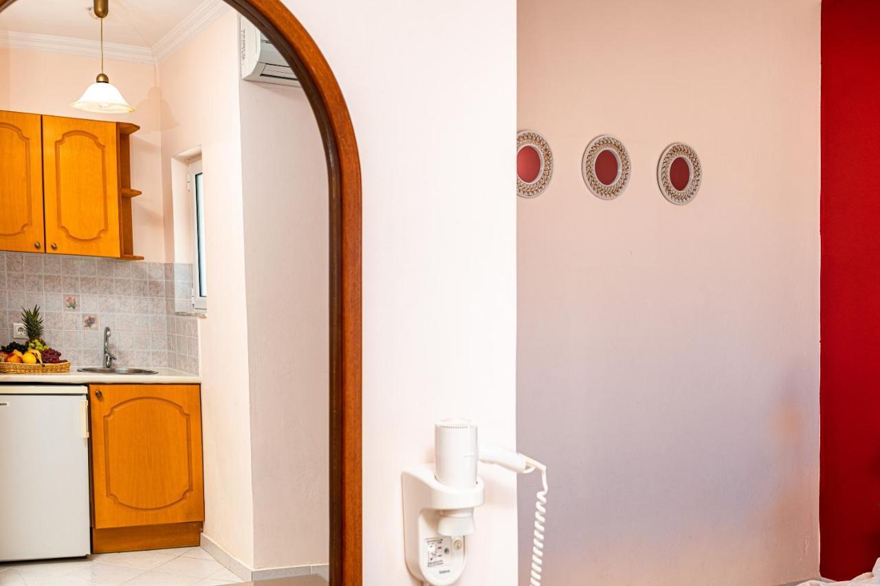 Dinos Hotel تسيليفي المظهر الخارجي الصورة