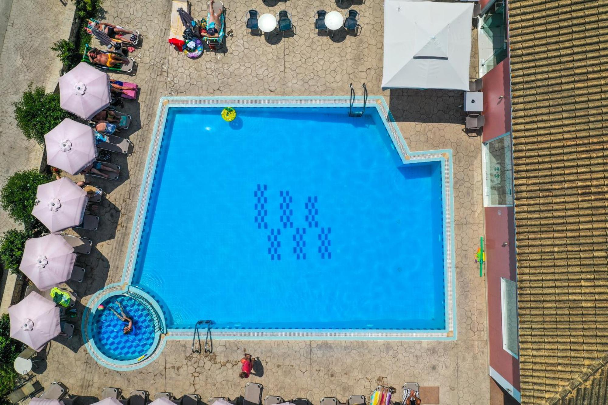Dinos Hotel تسيليفي المظهر الخارجي الصورة